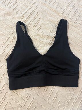Fabletics V-Neck Black Sports Bra